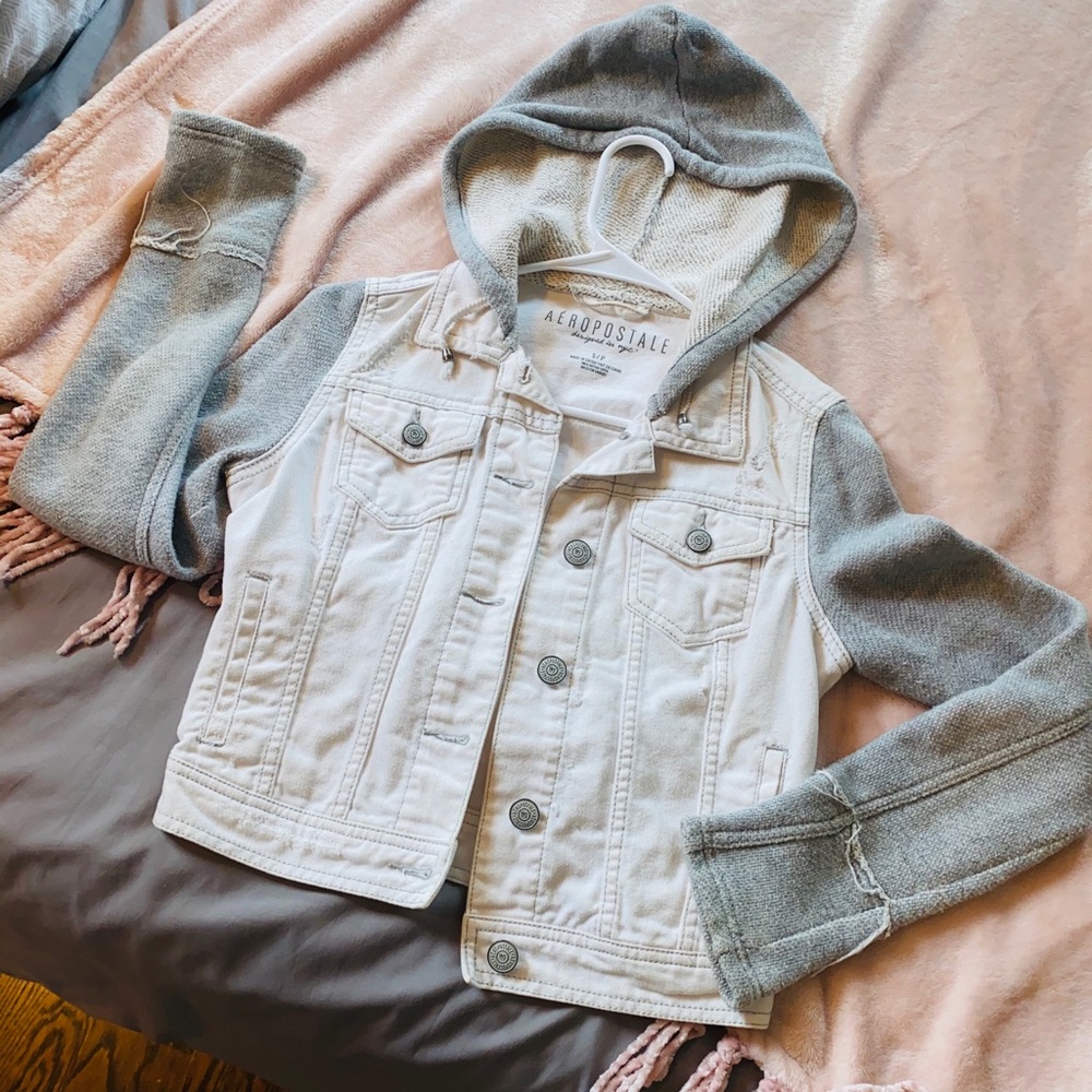 Trendy jean jacket !